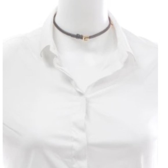 Gucci Black Leather Choker with Gold Square Logo NEW IN BOX - Picture 3 of 4